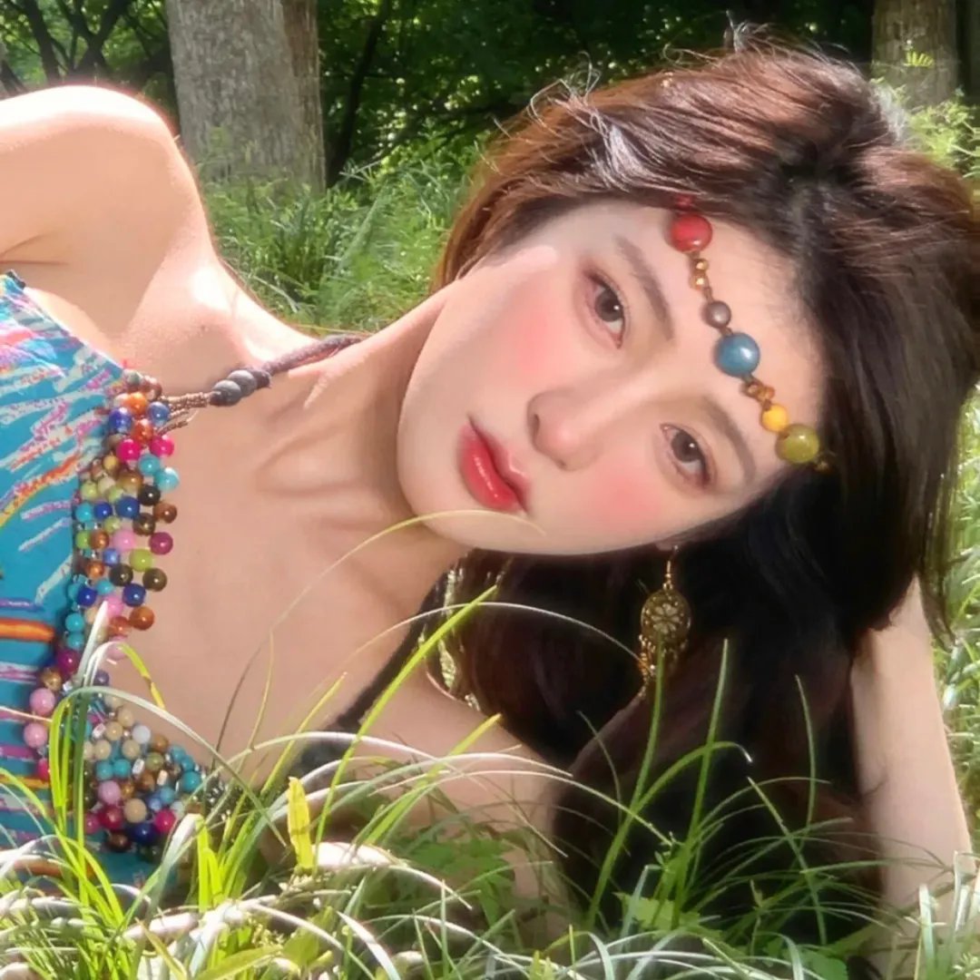 左撇子女孩